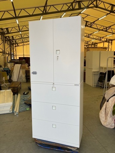 OF-18】美品 okamura オカムラ レクトライン 鍵付き ラテラル