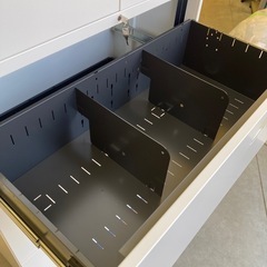 【OF-18】美品 okamura オカムラ レクトライン 鍵付き ラテラルキャビネット ハイキャビネット 上下書庫  業務用 戸棚 ホワイト　検)事務机　オフィス チェア　会議 椅子　ロッカー　ミーティングテーブル　応接ソファ 店舗 事務所 什器　書庫 本棚 ラック デスク スチール 美品多数 格安 【中古オフィス家具】の画像