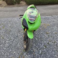 ZX6Rレーサー