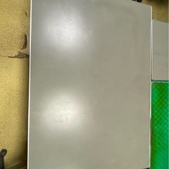 15日まで❣️レトロ感！！グレーのオフィスデスク 3引き出し付き 鍵無しの画像