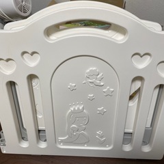 ベビーサークルの画像