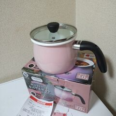新品未使用　ベストコ　ホーローIHなんでもポット！！ピンク色のに...