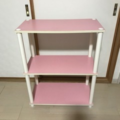 桃色の棚