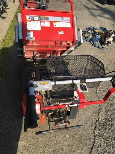 アテックス クローラー型運搬車 最大積載量200kg 使用時間少