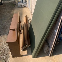 セミダブルベットのフレームのみの画像