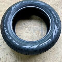 【スタッドレス】PIRELLI ICE ZERO ASIMMETRICO 235/60R18 107H M+S中古タイヤ4本セットの画像