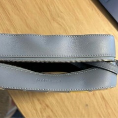 ショルダーバッグ レザー 斜め掛け　j&mの画像