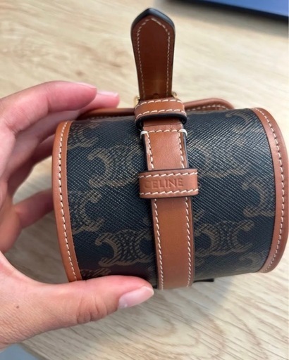 た*ら様 CELINE シングルウォッチケース トリオンフキャンバス＆カーフスキ CELINE シングルウォッチケース トリオンフキャンバス＆カーフ