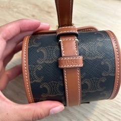 CELINE セリーヌ シングルウォッチケース トリオンフキャンバス＆カーフスキン タンの画像
