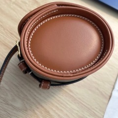 CELINE セリーヌ シングルウォッチケース トリオンフキャンバス＆カーフスキン タンの画像