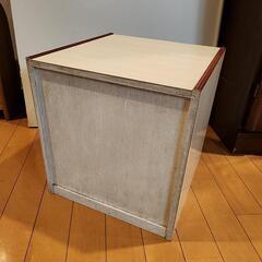 【昭和レトロ】書類　小物入れ　白ベース　引き出し4段の画像