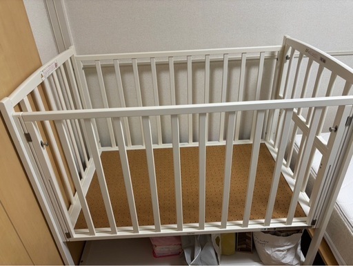 ベビーベッド　YAMASAKI ハイタイプベッド　ツーオープン
