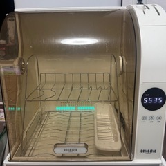 食器乾燥機　除菌つき　まな板包丁収納付き
