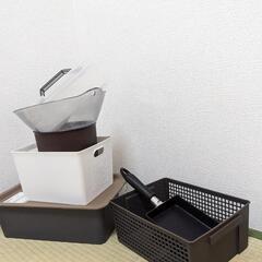 引っ越しに伴って入れなくなったものです