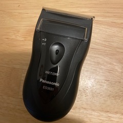 新品 
パナソニック 携帯用 髭剃り 電池式