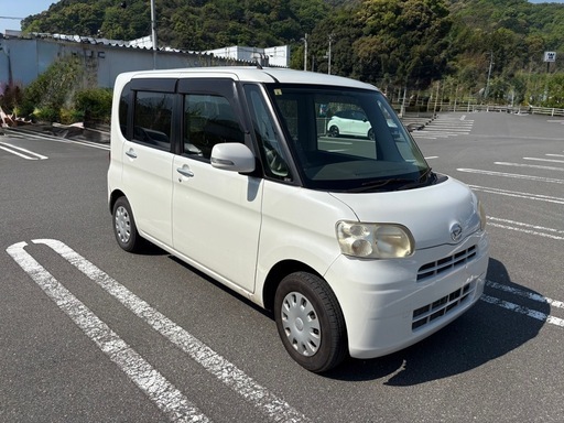 ダイハツ　タント　H22年
