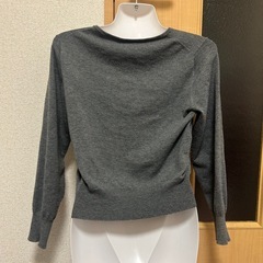 UNIVERVALMUSE グレー　カーディガン　ニットの画像