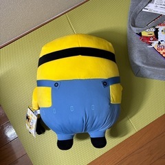 ミニオンボブぬいぐるみスーパーラージ
の画像