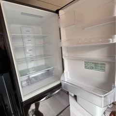 日立冷蔵庫の画像