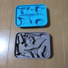 恐竜の型の画像