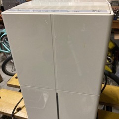 トヨトミ　除湿機　コンプレッサー式
