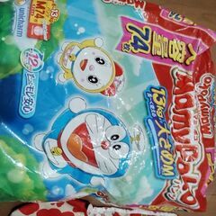 オムツパンツ マミーポコ大きめMサイズ(25枚)とおむつ入れポーチ