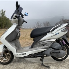 シグナスX125ヤマハ台湾モデルSE44Jスクーター　バイク 要整備の画像