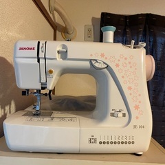 <受け渡し決定済み>
母が使ってたミシンです