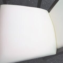 ■美品 ダイニング テーブル  ★ビーンズ型 ★白椅子 4脚セットの画像