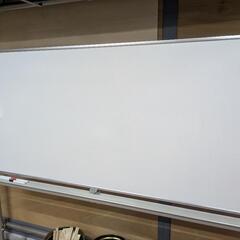 【引取り限定】UCHIDA ホワイトボード キャスター脚付きの画像