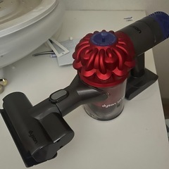 【お譲り先確定】布団一式、ダイソンジャンク品、サイドテーブル、ラックの画像