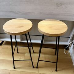 折りたたみキッチンカウンター　ハイスツール２脚付の画像