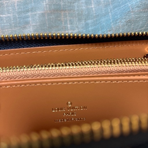 LOUIS VUITTON ルイヴィトン　長財布 ※限定生産　