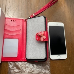 値下げします❣️無傷美品❣️iPhone 7 32GB - 新品の手帳型ケース付属品付き❣️シルバー - Simフリーの画像