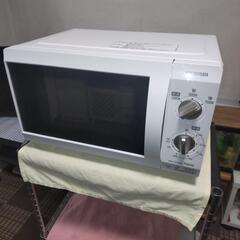 美品 ｱｲﾘｽｵｰﾔﾏフラット電子レンジ 2021年製造
