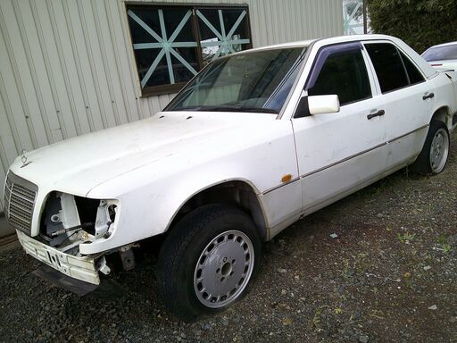 Mベンツ124-300ジーゼルタ―ボーリサイクル車体販売