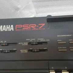 YAMAHA ヤマハ　電子ピアノ　電子キーボード　PSR-7 本体のみ 動作確認済みの画像