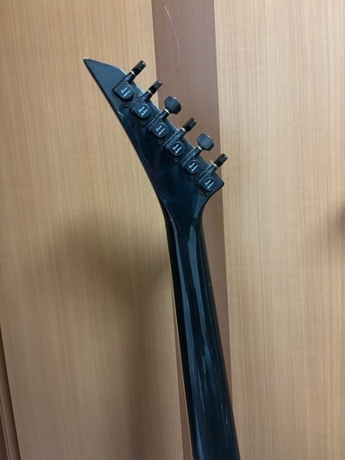 決まりました！Jackson stars 黒 EMG 専用ケース付き
