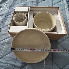 新品　未使用　食器　3点箱付きの画像