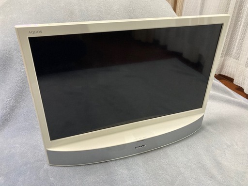 大幅お値下げ】【お買得】【美品】SHARPAQUOS 液晶24型お部屋に