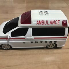 こども　おもちゃ  救急車  消防車