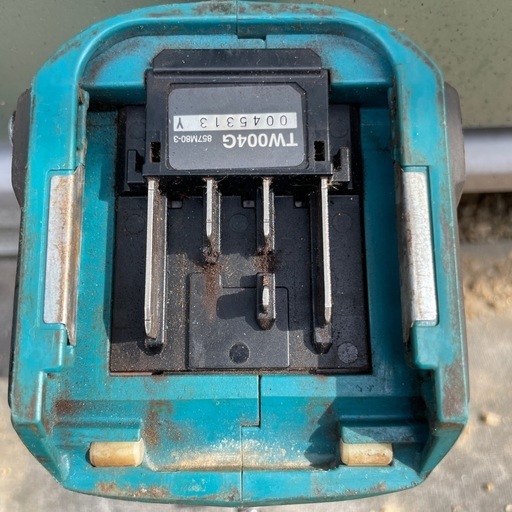 MAKITA インパクトレンチ 本体のみ コードレス式 40v TW004G