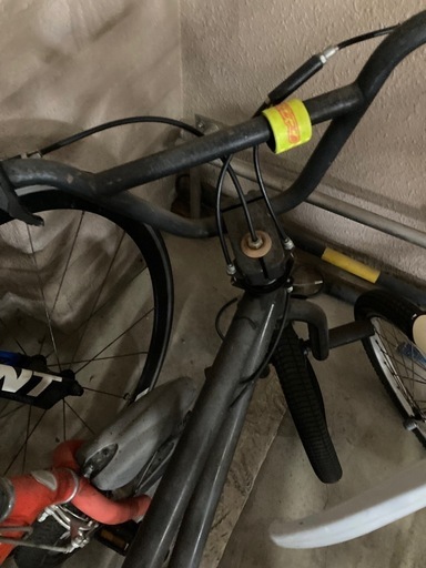 BMXと自転車　合わせて引き取りの方を優先