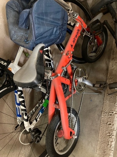 BMXと自転車　合わせて引き取りの方を優先