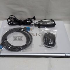 🐸VAIO🌟SVF153B1GN🌟美品白🌟SSD🌟WIN11🌟Office2021の画像