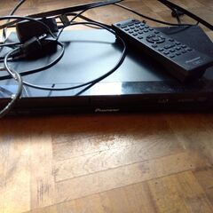 パイオニア製　DVDプレーヤー　DV-220V