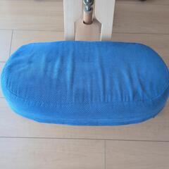 プロポーションチェア ブルーの画像