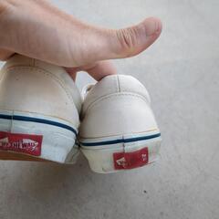 VANS バンズ 白　ホワイト　スニーカー　スリッポン　27の画像