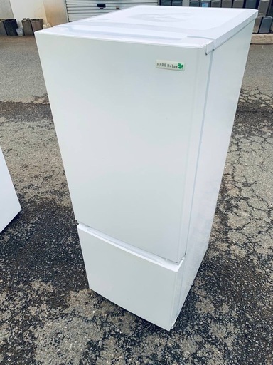 yselect 冷蔵庫 中古 ヤマダ冷凍冷蔵庫90L YRZ-C09G1 小型冷蔵庫