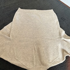 ユニクロVネックカーディガンの画像